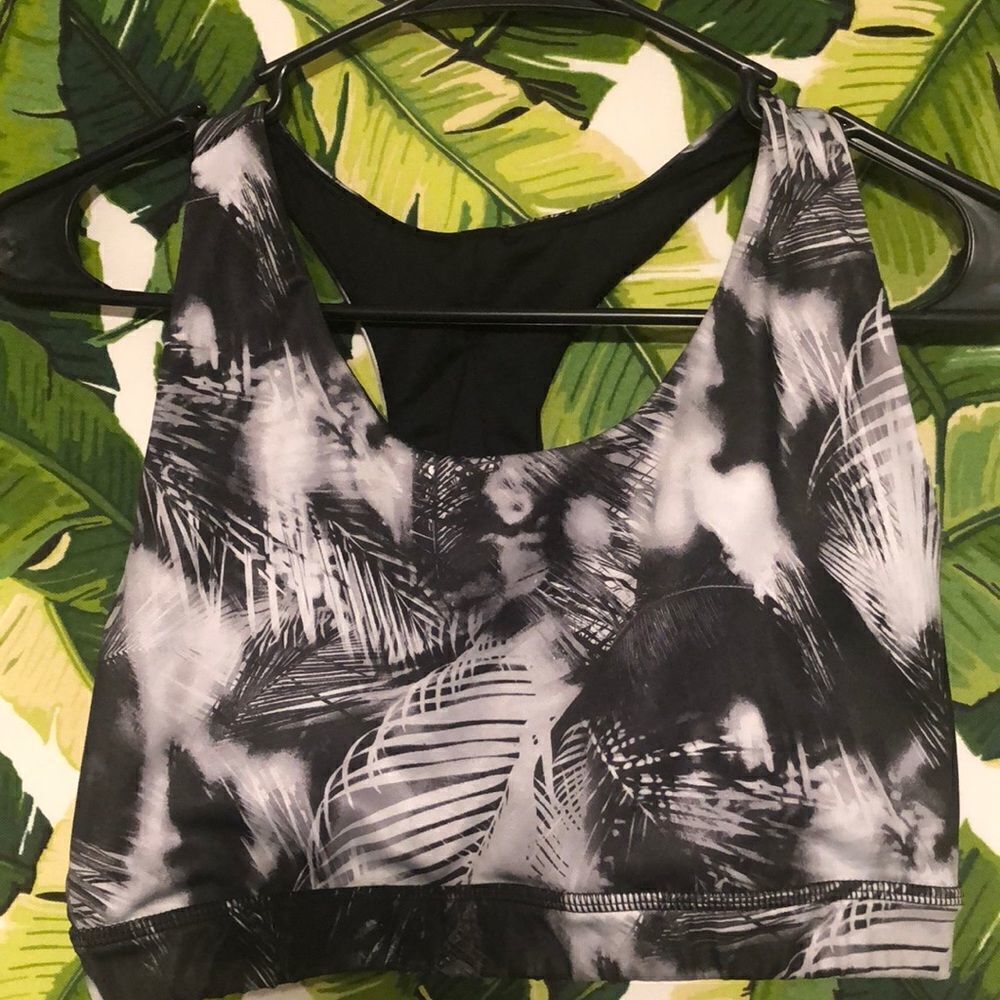 EVERLAST Sports Bra Gray and Black Palm Design